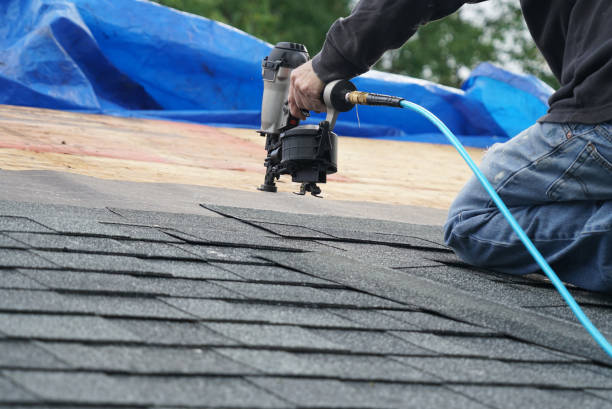 Best Flat Roof Repair Services  in Geneva, OH